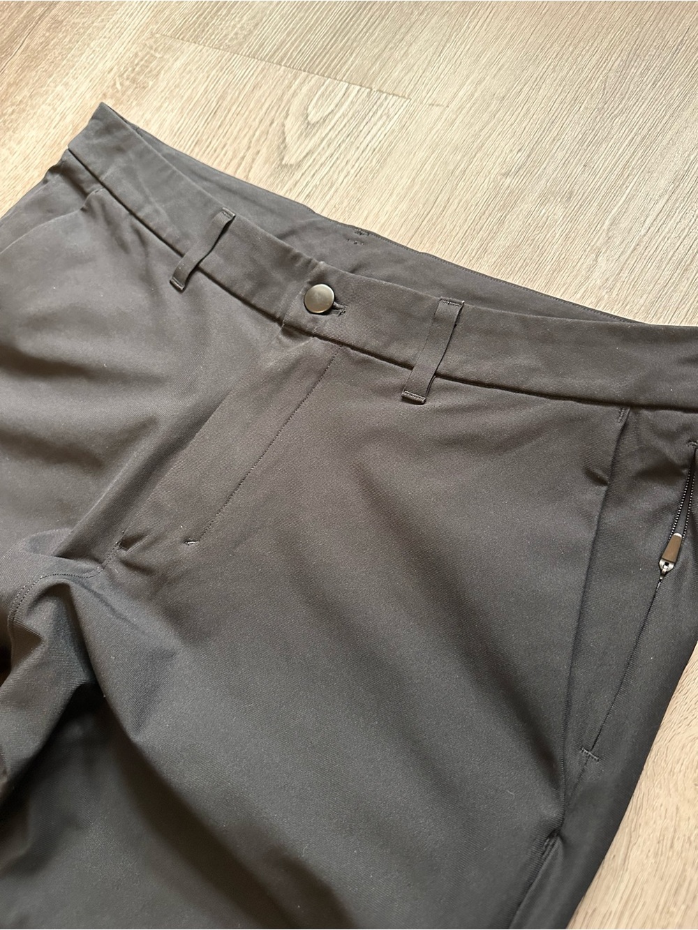 Lululemon Men’s Black Golf Casual Pants